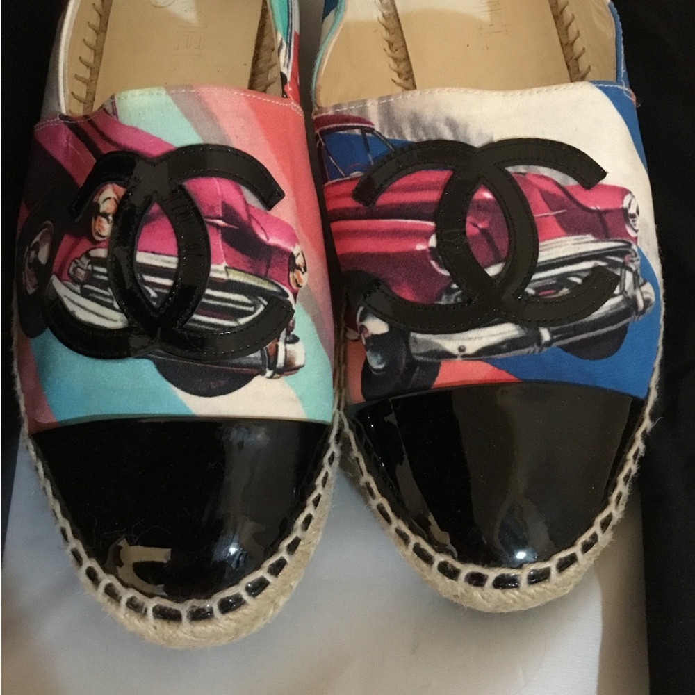 CHANEL ESPADRILLES